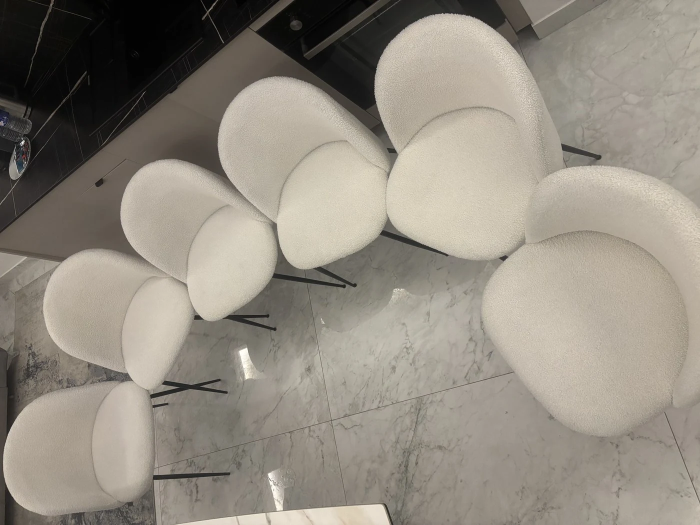 Canapé en tissu après nettoyage par Zzérotache (photo n°5)
