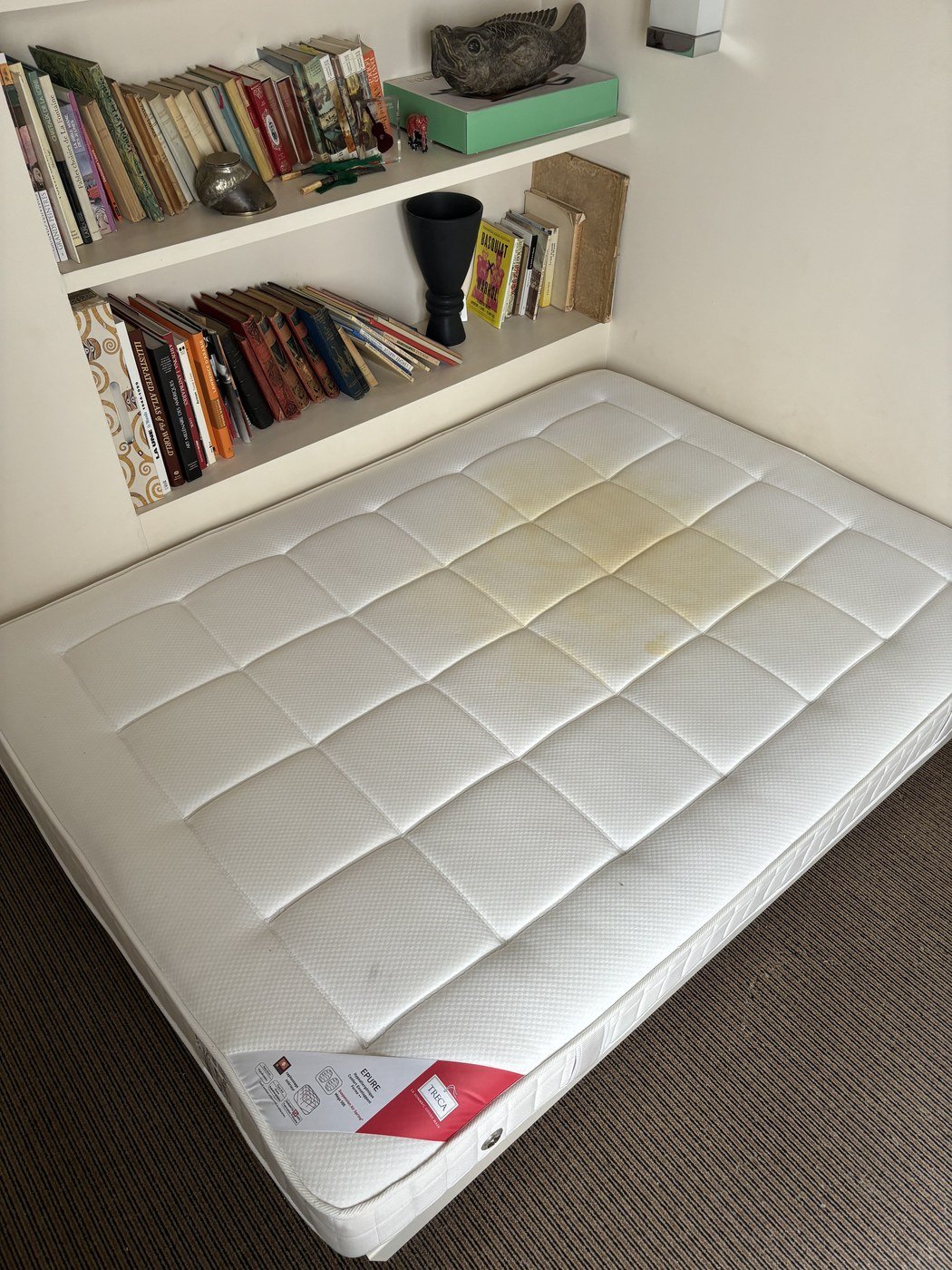 Matelas avant nettoyage par Zzérotache (photo n°23)