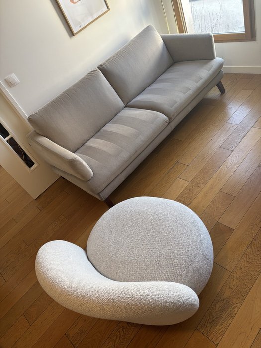 Canapé blanc et fauteuil bouclette nettoyés