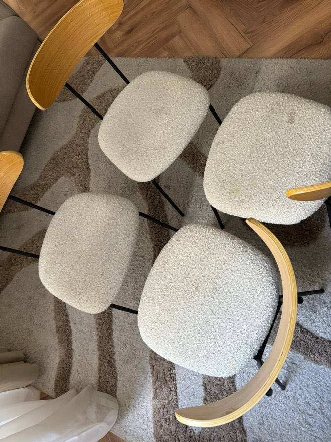Chaises et fauteuils avant nettoyage par Zzérotache (photo n°20)
