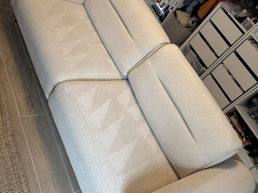Canapé en tissu après nettoyage par Zzérotache (photo n°34)